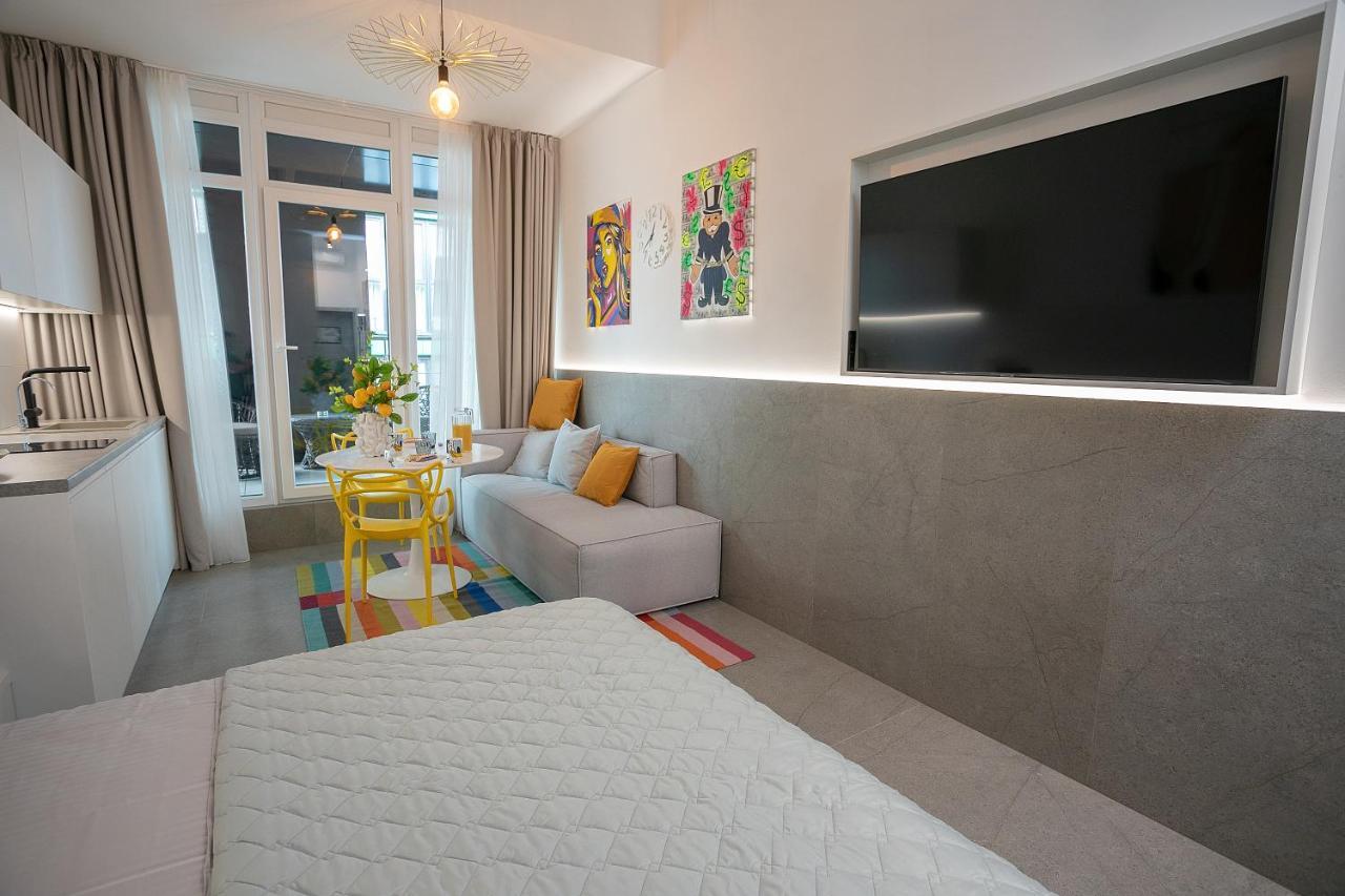High Five Apartments, Most City Area Dnipro Exterior foto
